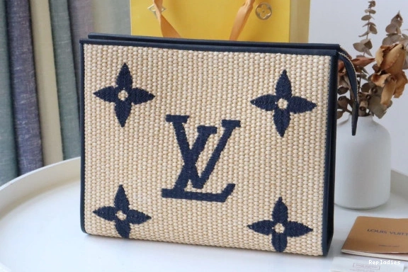 Cheap Raffia Toiletry LOUIS VUITTON Pouch Monogram 0806